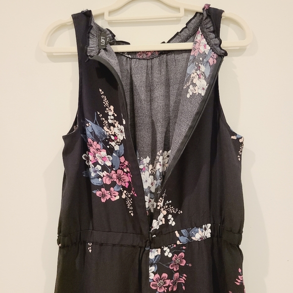 Loft Black Floral wide Leg Jumpsuit - Picture 7 of 10
